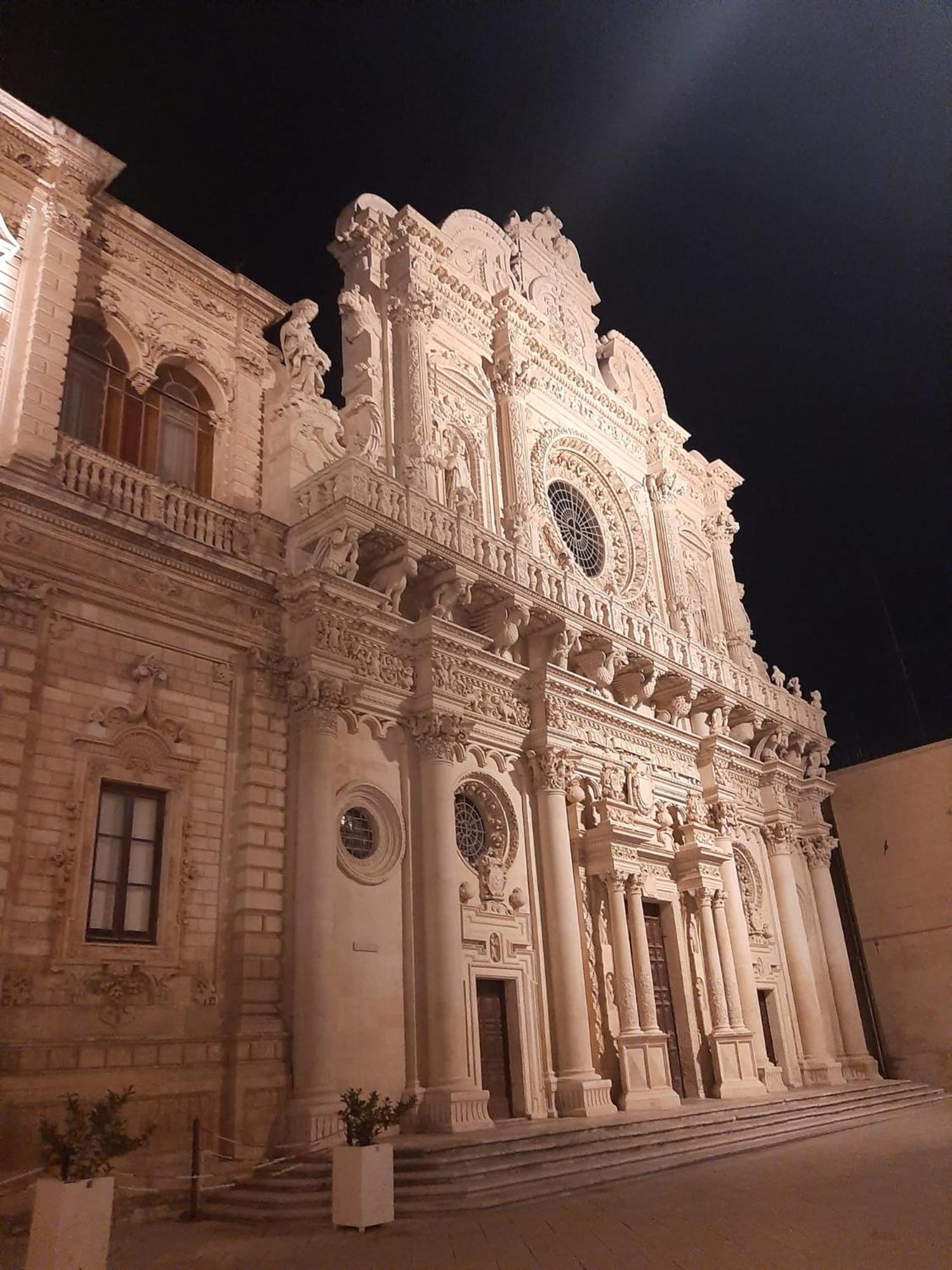 La Dimora Del Pumo Apartment Lecce Exterior photo